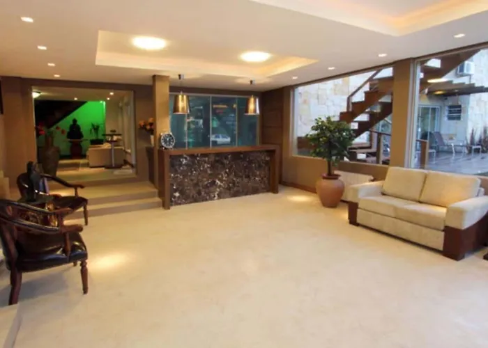 SKY CENTRO HOTEL&SPA - Hotel no centro de Gramado - RS