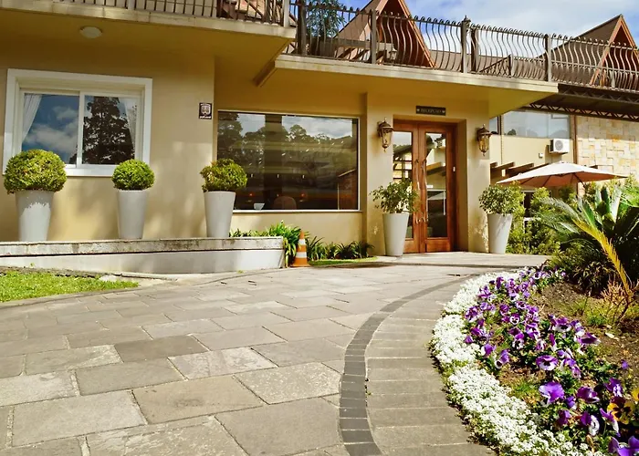 SKY CENTRO HOTEL&SPA - Hotel no centro de Gramado - RS